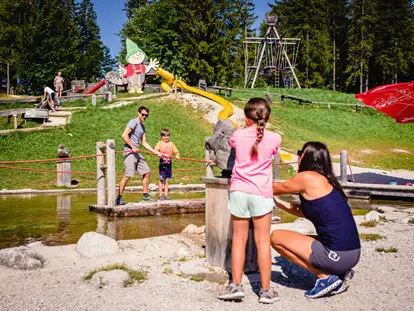 Ausflug mit Kindern - Alter der Kinder: 1 bis 2 Jahre - Holzknechtland & Biberwasser & WALD8erBAHN