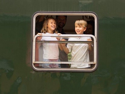 Ausflug mit Kindern - Witterung: Schönwetter - Bahnerlebnis Reblaus Express
