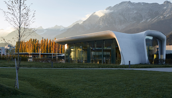 Exterior shot of Restaurant Daniels Kristallwelten by DoN