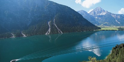Ausflug mit Kindern - PLZ 6611 (Österreich) - Panoramablick auf den Heiterwanger See - Badesee Heiterwanger See