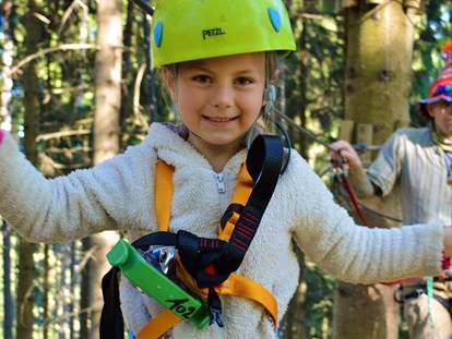 Ausflug mit Kindern - Themenschwerpunkt: Klettern - Neustift an der Lafnitz - Hamari Kletterpark Mönichkirchen