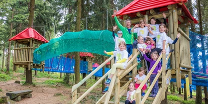Ausflug mit Kindern - Kindergeburtstagsfeiern - Männersdorf - Kinderkletterpark Kirchschlag Ralf & Walter