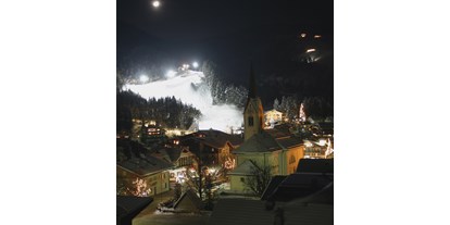 Ausflug mit Kindern - Ausflugsziel ist: eine Sportanlage - Luttach - Abendbetrieb Kabinenbahn Cianross mit Skipiste und Rodelbahn - Cianross