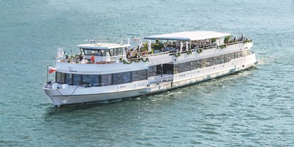 Ausflug mit Kindern - PLZ 4491 (Österreich) - Die stylische MS "Linzerin" führt z.B. 3x täglich Linzer Hafenrundfahrten durch. - Donauschifffahrt Wurm & Noé