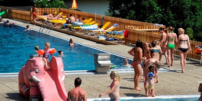 Ausflug mit Kindern - Ausflugsziel ist: ein Bad - Zederhaus - Freibad und Minigolfanlage St.Michael im Lungau