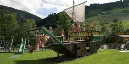 Trip with children - Ausflugsziel ist: ein Bad - Austria - Großer Spielplatz im Freizeitpark Pichl - Freizeitpark Pichl