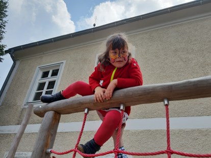 Ausflug mit Kindern - öffentliche Verkehrsmittel - Waisenegg - Kosmotorik-Parcours - Kräftereich St. Jakob im Walde