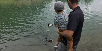 Ausflug mit Kindern - Alter der Kinder: 6 bis 10 Jahre - Weißenkirchen im Attergau - Fischteich - Wildtierpark und Streichelzoo Kleefeld
