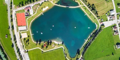 Ausflug mit Kindern - Dauer: ganztags - Hinterglemm - Erlebnisbadesee Uttendorf/Weißsee - Ansicht von oben - Erlebnisbadesee Uttendorf