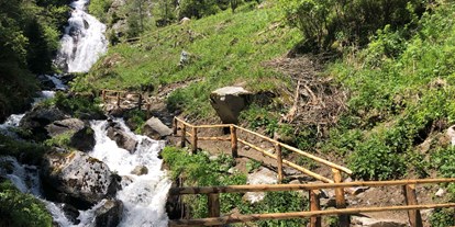 Ausflug mit Kindern - Witterung: Schönwetter - Pustertal - Egger Wasserfall - auf dem Weg zum Klammbach Wasserfall - Familienwanderung zum Klammbach Wasserfall