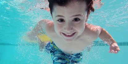 Ausflug mit Kindern - Themenschwerpunkt: Schwimmen - Italien - Hallenbad Bruneck Cron4