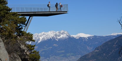Ausflug mit Kindern - Umgebungsschwerpunkt: Wald - Naturns, Südtirol - Die Aussichtsplattform der Seilbahn Unterstell. - Aussichtsplattform Unterstell