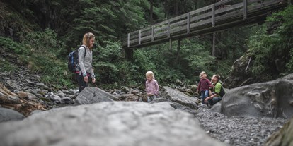Ausflug mit Kindern - Witterung: Bewölkt - Moos in Passeier - Wanderung in der Gilfenklamm