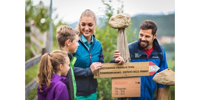 Ausflug mit Kindern - Alter der Kinder: 1 bis 2 Jahre - Völs am Schlern - Wanderung zu den Erdpyramiden in Steinegg - Erdpyramiden Steinegg