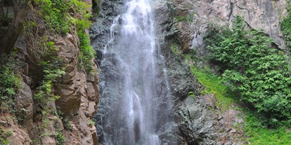 Ausflug mit Kindern - Umgebungsschwerpunkt: Fluss - Töll - Partschins - Naturdenkmal Vilpianer Wasserfall - Wasserfall in Vilpian