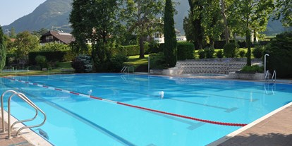 Ausflug mit Kindern - Ausflugsziel ist: ein Bad - Tisens-Prissian - Schwimmbad Terlan