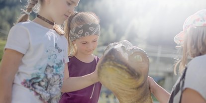 Ausflug mit Kindern - Kinderwagen: vollständig geeignet - Rasen-Antholz - Dinoland Klausberg - Dinoland Klausberg