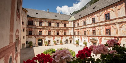 Ausflug mit Kindern - Witterung: Bewölkt - Brandenberg - Renaissance Innenhof - Schloss Tratzberg