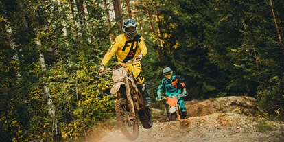 Trip with children - Arzberg (Passail) - Elektro Motocross Action mit der KTM Freeride E - EMX-Park