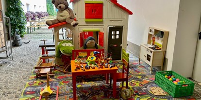 Ausflug mit Kindern - Kinderwagen: großteils geeignet - Klam - Kinderspielbereich auf Wurzers Erlebnis-Kürbishof  in Bodensdorf bei Wieselburg - Wurzers Erlebnis-Kürbishof