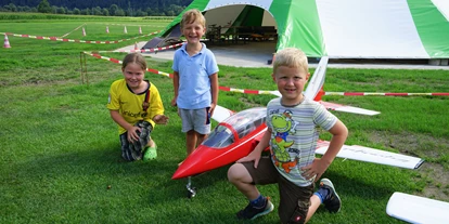 Trip with children - Themenschwerpunkt: Spielen - Spittal an der Drau - Modellflugplatz Glocknerhof