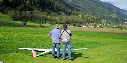 Trip with children - Ausflugsziel ist: ein Schaubetrieb - Austria - Modellflugplatz Glocknerhof