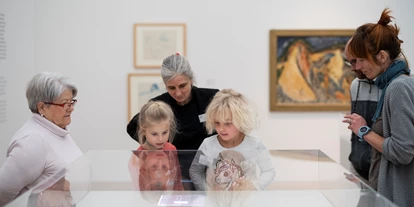 Trip with children - Cinuos-chel - Kirchner Museum Davos