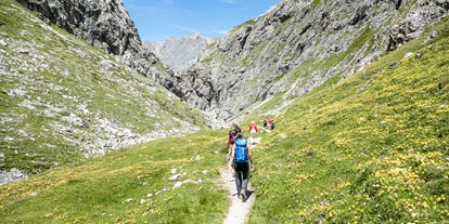 Ausflug mit Kindern - Ausflugsziel ist: eine Wanderung - Graubünden - Val d'Uina bei Sent im Unterengadin - Val d'Uina