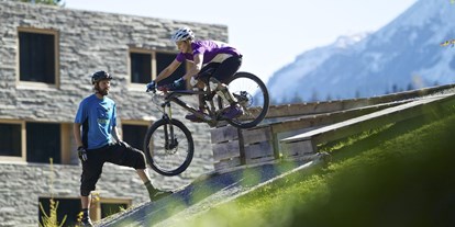 Ausflug mit Kindern - erreichbar mit: Fahrrad - Glarus-Stadt - Skill Area Bergbahnen Laax