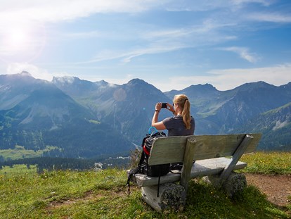 Ausflug mit Kindern - Alter der Kinder: 2 bis 4 Jahre - Graubünden - Der Ausblick bei der Wanderung Hauptijkopf auf das Schanfigg  - Hauptichopf