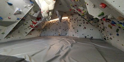 Ausflug mit Kindern - Ausflugsziel ist: eine Sportanlage - Graubünden - Mountain Gecko Boulderhalle