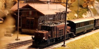 Ausflug mit Kindern - PLZ 7514 (Schweiz) - Modellbahn-Werkstatt im Bahnmuseum Albula