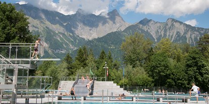 Ausflug mit Kindern - Alter der Kinder: Jugendliche - Bad Ragaz (Pfäfers) - Giessenpark Freiluftbad