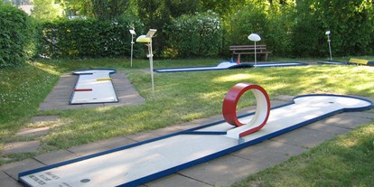 Ausflug mit Kindern - Freizeitpark: Vergnügungspark - Gärtringen - Minigolf