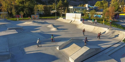 Trip with children - Alter der Kinder: 4 bis 6 Jahre - Flims Waldhaus - «Betongarta» - Skatepark Obere Au - «Betongarta» - Skatepark Obere Au