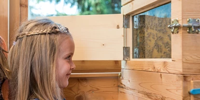 Ausflug mit Kindern - sehenswerter Ort: Garten - Sankt Leonhard (Grödig) - Bienenerlebnisweg