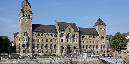 Ausflug mit Kindern - Ausflugsziel ist: ein sehenswerter Ort - Wirges - Preußisches Regierungsgebäude