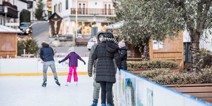 Ausflug mit Kindern - Parkmöglichkeiten - Italien - Eislaufplatz in Schenna
