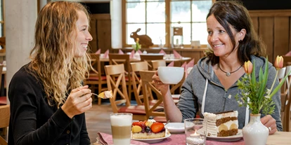 Trip with children - Gastronomie: Kindercafé - Germany - Wildfreizeitpark Oberreith
