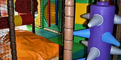 Ausflug mit Kindern - Preisniveau: kostenlos - Trostberg - Indoorhalle Oberreith