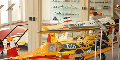 Ausflug mit Kindern - Alter der Kinder: über 10 Jahre - Thüringen - Ausstellung von Modelsportflugzeugen, dessen Miniaturen, Wertegang des Vereins und Freizeitaktivitäten im Flugmodelsport - Modellbau- und Technikmuseum