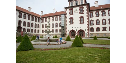 Trip with children - Witterung: Schönwetter - Ostheim vor der Rhön - Schloss Elisabethenburg, Meiningen; Foto Roland Reißig - Museum im Schloss Elisabethenburg