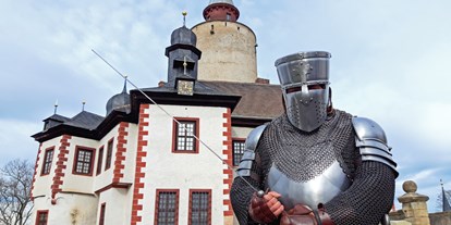 Ausflug mit Kindern - Wünschendorf (Landkreis Greiz) - Auf Burg Posterstein in Thüringen gibt es zusätzlich zur Ausstellung für Erwachsene eine Familienausstellung. Darin geht es vor allem um die Geschichte der Burg und der Region. - Museum Burg Posterstein