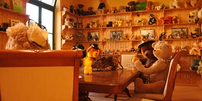 Ausflug mit Kindern - Kindergeburtstagsfeiern - Thüringen - Bärenstammtisch - Deutsches Teddybären Museum