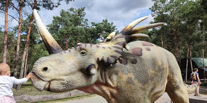 Ausflug mit Kindern - Themenschwerpunkt: Dinosaurier - Berlin-Umland - Der Dinosaurierpark - Ferienpark Germendorf