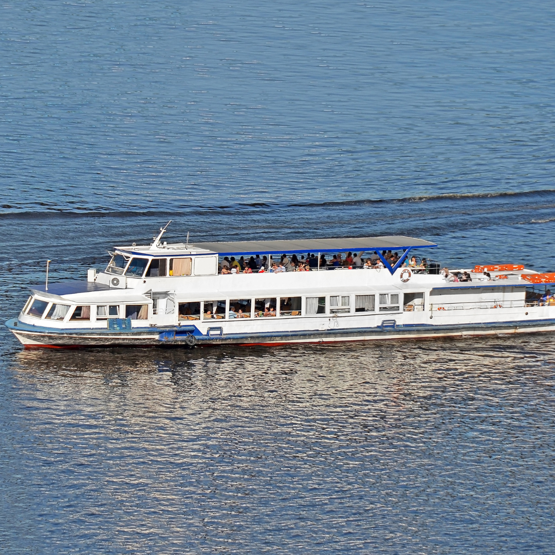Ausflugsziel - Symbolbild für Ausflugsziel Familien Bootstour durch Berlin. Keine korrekte oder ähnlich Darstellung! - Familien Bootstour durch Berlin