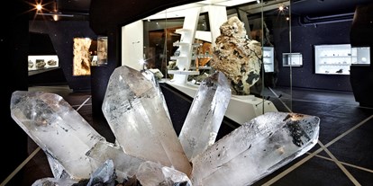 Ausflug mit Kindern - Witterung: Wechselhaft - Salzburg - Nationalparkausstellung "Smaragde und Kristalle" - Museum Bramberg