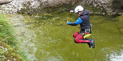 Ausflug mit Kindern - Themenschwerpunkt: Bewegung - Canyoning "Aqua Splash" für Familien in Niederösterreich im Ötscherland