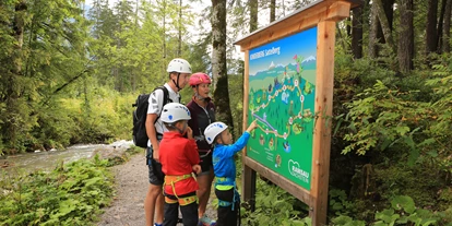 Viaggio con bambini - Gastronomie: Familien-Alm - Austria - Natur- und Umwelterlebnispfad am Sattelberg
