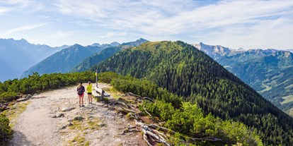 Ausflug mit Kindern - Neuseß - Aussichtsreise Wanderungen starten bei der Hochwurzen - Gipfelbahn Hochwurzen